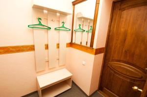 Koupelna v ubytování Viva Hotel