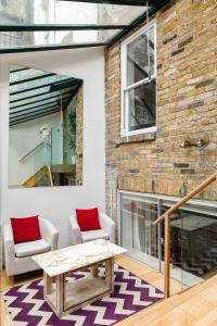Gallery image of PickThePlace Crawford place suites in London