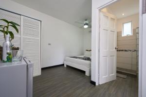 Voodi või voodid majutusasutuse In the Shade Hotel - Coworking - 300Mbit - Adults Only toas