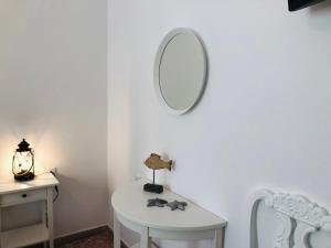 Fotografia z galérie ubytovania Stylish Home for 6 in Adamas v destinácii Adamas