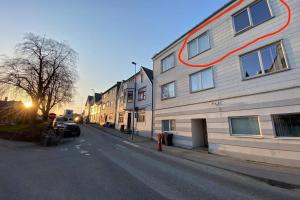 Galeriebild der Unterkunft Nice and central apartment in quiet area in Ålesund + 2 Fotos