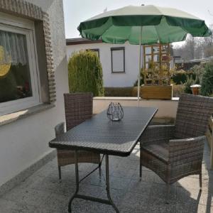 Ein Balkon oder eine Terrasse in der Unterkunft Am Schwielochsee 2