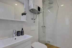 Koupelna v ubytování Studio apartmani Buljan