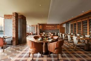 Area soggiorno di Kerry Hotel Hong Kong by Shangri-la
