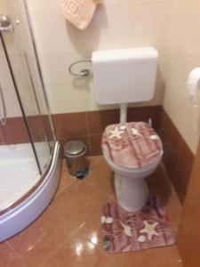 Koupelna v ubytování Apartmani Prpić