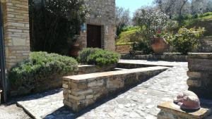 A garden outside CASALE SAN FORTUNATO