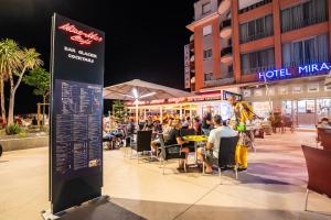 Φωτογραφία από το άλμπουμ του Hotel Mira-Mar σε Valras-Plage