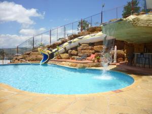 Bazén v ubytování Hotel Las Rocas Resort Villanueva nebo v jeho okolí