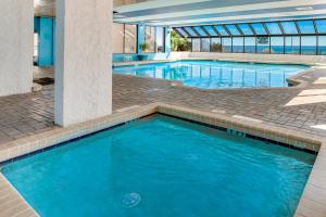 Ocean Park Resort - Oceana Resorts Vacation Rentals内部或周边的泳池