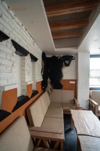 Uma área de estar em Hotel Mera Peak Private Limited