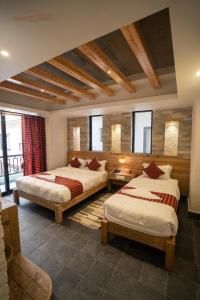 Uma cama ou camas num quarto em Hotel Mera Peak Private Limited