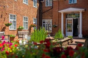 Photo de la galerie de l'établissement Roffey Park Venue, à Horsham