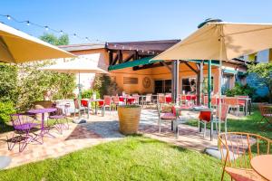 Zahrada ubytování Mercure Bourg En Bresse