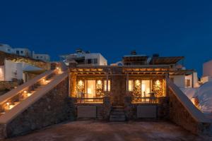 A balcony or terrace at Ultramare Superior Suites with Seaview