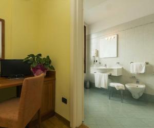 Fotografie z fotogalerie ubytování Hotel PALAS v destinaci Bruzolo
