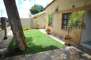 Gallery image of Pillacol Guest House in Victoria Falls