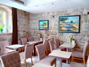 Predel za sedenje v nastanitvi Benjamin Hotel