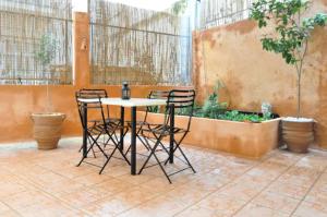 Gallery image of Courtyard Apt - Central Athens in Athens