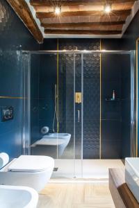 Koupelna v ubytování San Sebastiano Suite & Luxury Apartments