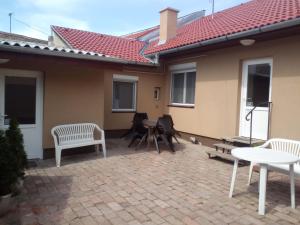 Patio alebo iná vonkajšia časť ubytovania START Apartmanok