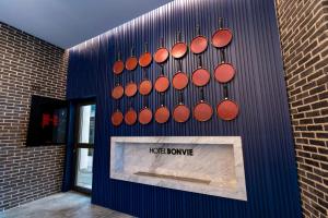 TV a/nebo společenská místnost v ubytování Hotel Bonvie