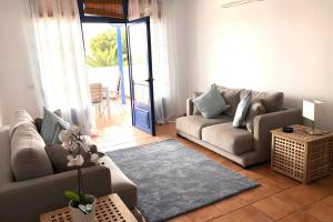 Kép Casa Esperanza, 2 Bedroom Duplex Puerto Calero szállásáról Puerto Caleróban a galériában