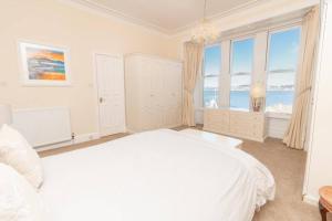 Gallery image of Apartment 'Invertay' Newport on Tay, 15 Minute Drive to St Andrews Golf in Fife