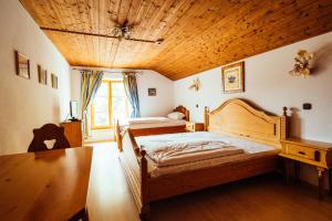 Postel nebo postele na pokoji v ubytování Landgasthof Böck