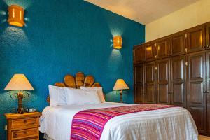 Postel nebo postele na pokoji v ubytování Las Gaviotas Condo-Hotel La Paz BCS + 72 fotografií