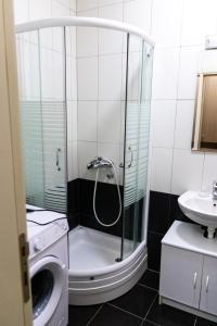 Vannituba majutusasutuses Apartmani Sigma