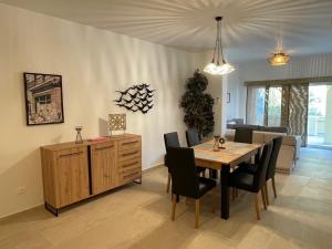 Χώρος καθιστικού στο The View Condo No1 'The Michael'