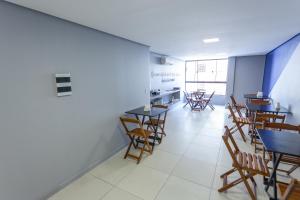 Restaurace v ubytování USEHOTEL - A uma quadra do complexo hospitalar Santa Casa