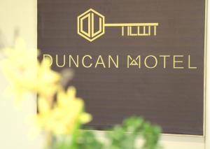 Certifikat, nagrada, znak ali drug dokument, ki je prikazan v nastanitvi Duncan Motel