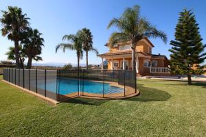 The swimming pool at or close to Finca las Ranas