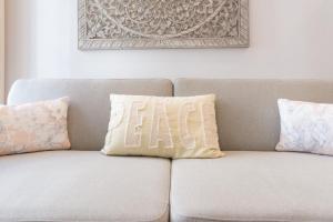 A seating area at Urbe10 Plaza de la Constitucion 1 Bedroom Apartment