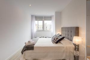Urbe10 Angel Ganivet 2 Bedrooms Apartment, Málaga ...