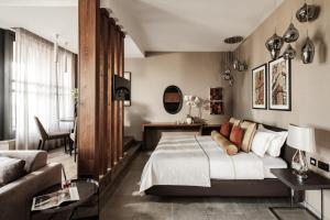 Posezení v ubytování 1926 Le Parisot Boutique Suites
