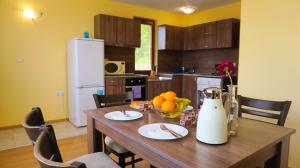 Køkken eller tekøkken på Вила Марна - Villa Marna