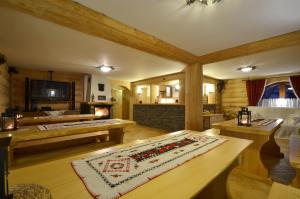 Μια τηλεόραση ή/και κέντρο ψυχαγωγίας στο Michałowa Chata