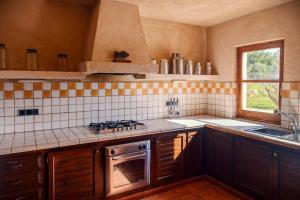 Kuchyň nebo kuchyňský kout v ubytování Can Olivo - Villa 6 pax en Ibiza