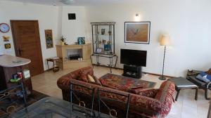 Et tv og/eller underholdning på Вила Бел Тауър - Villa Bell Tower