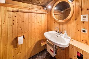 Fotografia z galérie ubytovania Ferienhaus Kosbacher Hütte v destinácii Königsleiten