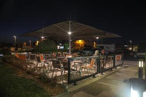 Restaurace v ubytování ibis Styles Clermont-Ferrand Aéroport