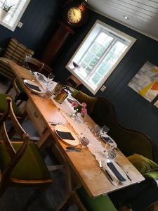 Restaurace v ubytování Yttervik gard
