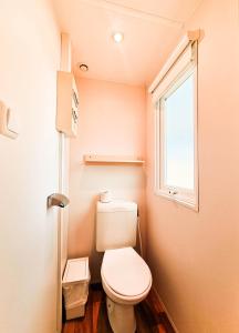 Vannituba majutusasutuses Bungalow Maite