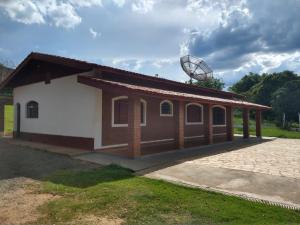 Bygningen som feriehuset ligger i