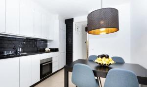 A cozinha ou cozinha compacta de Roger Hermansson