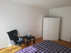 Postel nebo postele na pokoji v ubytování Apartment Graz Lustbuhel