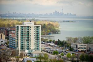 Nespecifikovaný výhled na destinaci Mississauga nebo výhled na město při pohledu z hotelu