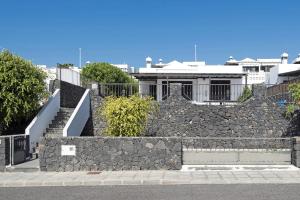 Fotografia z galérie ubytovania Villa Nazaret by Villa Plus v destinácii Puerto del Carmen